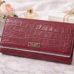 Kate Spade New York NWT Bristol Drive Croc Phoenix Wallet Black Cherry